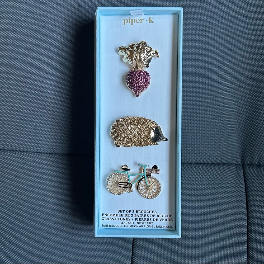 Piper-K Gold and Pink Brooch Set